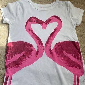 Kissing flamingo t-shirt.